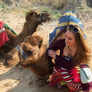 Meet your Posher, Hugo